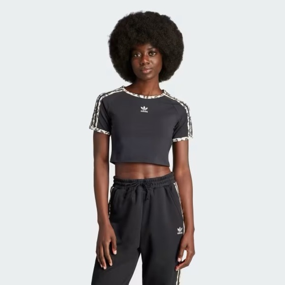 Adidas Women's Black Short Sleeve Tee - Picture 3 of 7